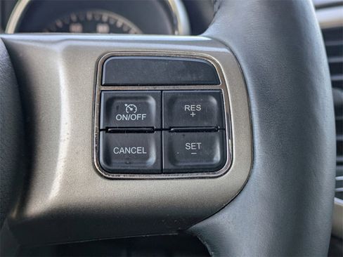 Used 2013 Jeep Grand Cherokee Laredo image 36