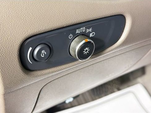 Used 2025 Chevrolet Malibu LT FWD image 10