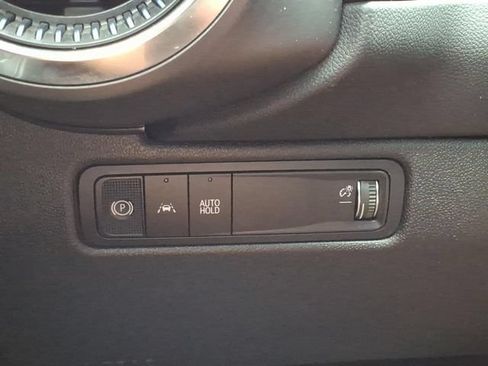 Used 2025 Chevrolet Equinox EV LT w/ Comfort Package FWD image 28