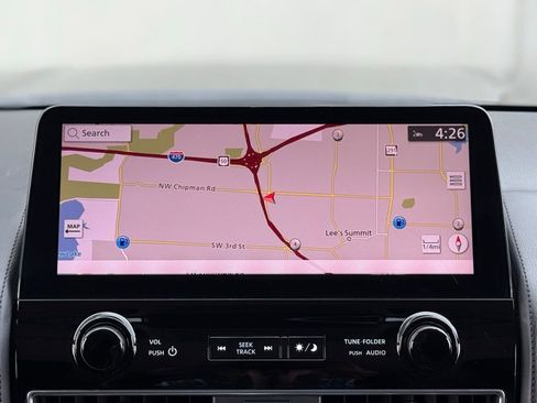 Used 2024 Nissan Armada SV image 16