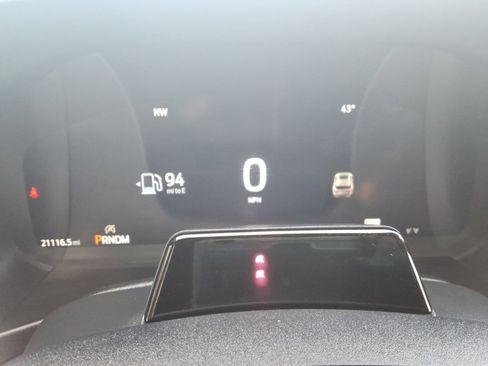 Used 2025 Ford Explorer ST image 15