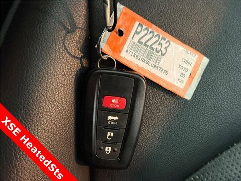 Used 2020 Toyota Camry XSE image 29