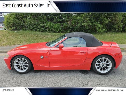 Used 2004 BMW Z4 2.5i RWD image 1