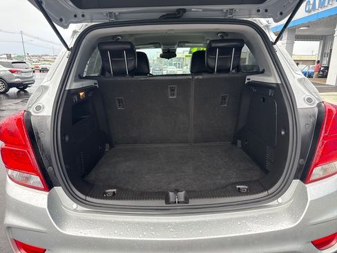Used 2018 Chevrolet Trax LT w/ LT Convenience Package image 26