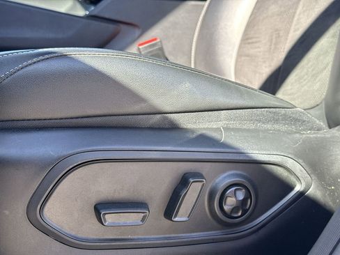 Used 2023 Jeep Grand Cherokee Altitude image 14