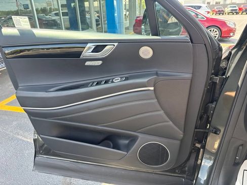 Used 2025 Genesis GV80 2.5T Standard AWD/4WD image 17