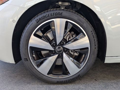 Used 2025 Audi A5 2.0T Premium w/ Convenience Package image 26