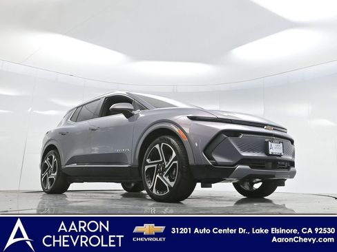 New 2026 Chevrolet Equinox EV LT image 2