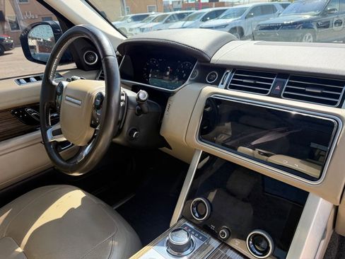Used 2019 Land Rover Range Rover HSE AWD/4WD image 8