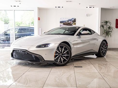 Used 2020 Aston Martin V8 Vantage Coupe RWD image 1