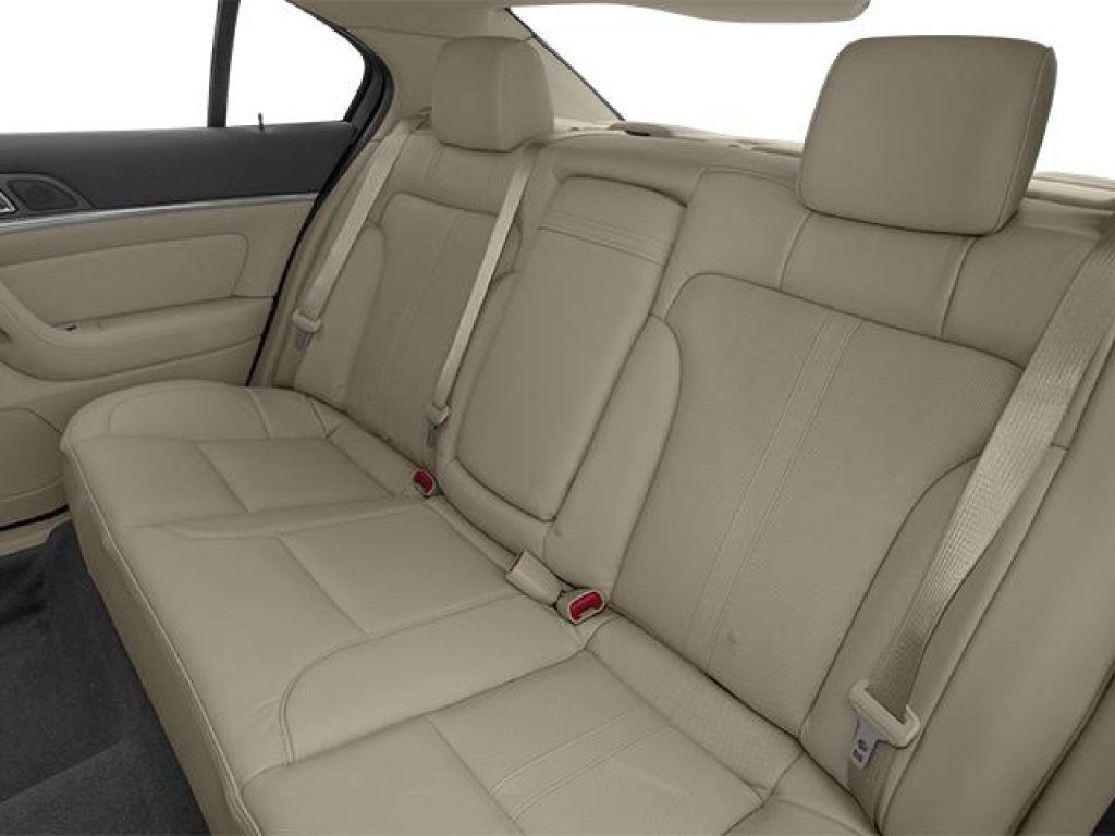 Used 2014 Lincoln MKS w/ Equipment Group 101A FWD image 9