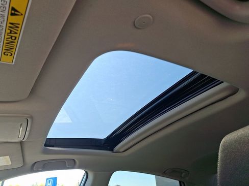 Used 2023 Honda Accord EX image 14