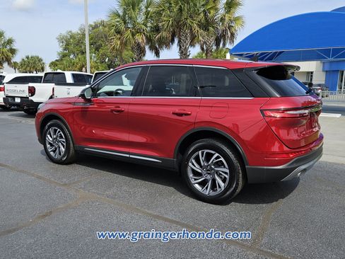 Used 2023 Lincoln Corsair FWD w/ Equipment Group 101A image 3