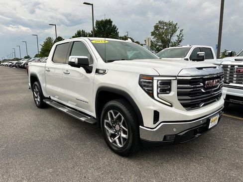Certified 2024 GMC Sierra 1500 SLT w/ SLT Premium Plus Package AWD/4WD image 2
