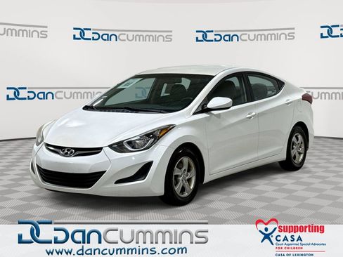 Used 2014 Hyundai Elantra SE FWD image 1
