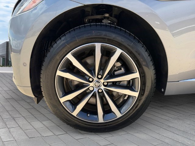 New 2026 Jaguar F-PACE R-Dynamic S AWD/4WD image 9