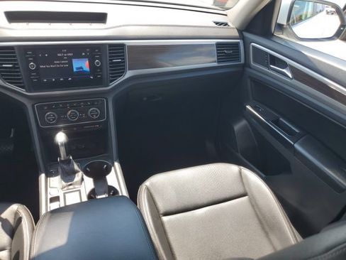 Used 2019 Volkswagen Atlas SE FWD image 14