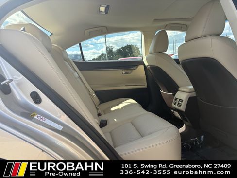 Used 2016 Lexus ES 350 image 12