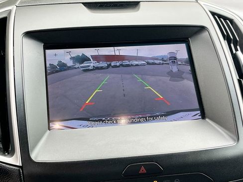 Used 2020 Ford Edge SEL AWD/4WD image 13
