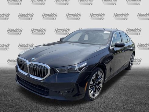 Certified 2026 BMW 540i xDrive AWD/4WD image 11