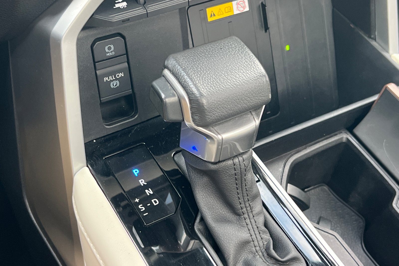 Used 2024 Toyota Tundra Capstone AWD/4WD image 23