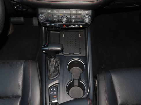 Used 2025 Dodge Durango GT AWD/4WD image 22