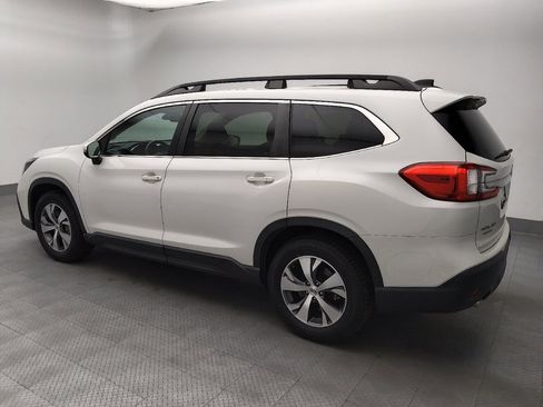 Used 2023 Subaru Ascent Premium w/ Convenience Package AWD/4WD image 3