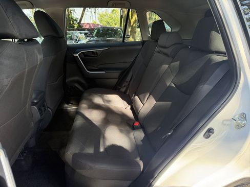 Used 2025 Toyota RAV4 LE image 33