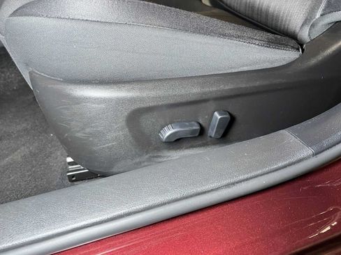 Used 2024 Nissan Altima 2.5 SV FWD image 24