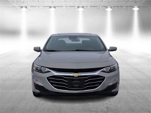 Used 2023 Chevrolet Malibu LT image 3