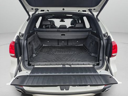 Used 2018 BMW X5 xDrive40e AWD/4WD image 17