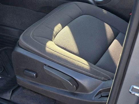 Used 2021 Chevrolet Colorado LT w/ LT Convenience Package image 22