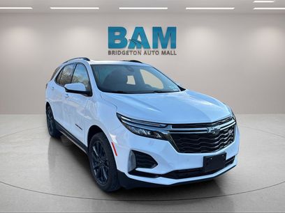 Used 2022 Chevrolet Equinox RS w/ LPO, Floor Liner Package