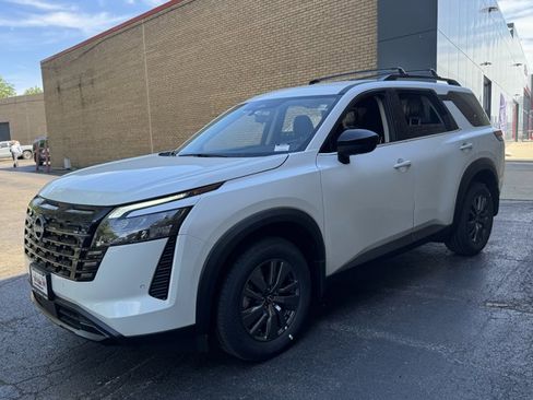 New 2026 Nissan Pathfinder SV AWD/4WD image 24
