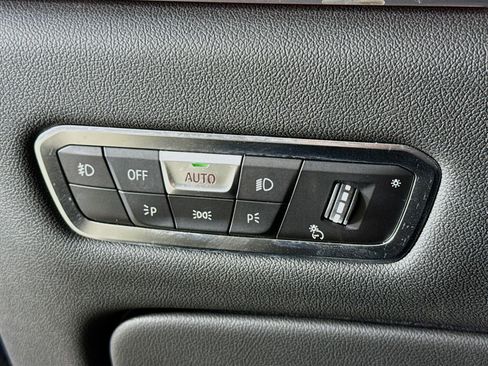 Used 2019 BMW X7 xDrive50i w/ M Sport Package image 10