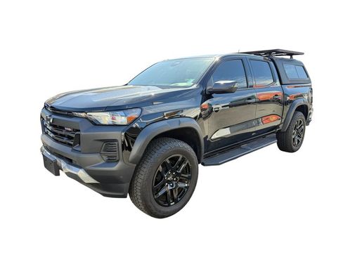 Used 2025 Chevrolet Colorado Trail Boss AWD/4WD image 11