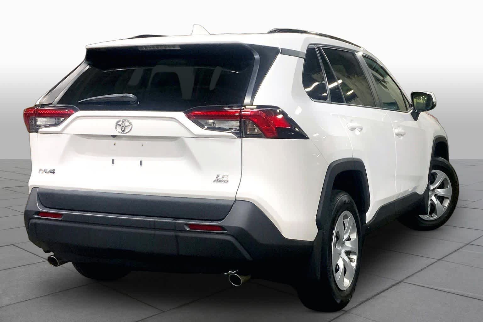 Used 2020 Toyota RAV4 LE w/ All Weather Liner Package AWD/4WD image 13
