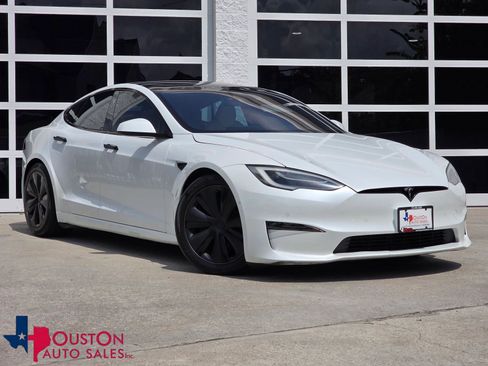 Used 2022 Tesla Model S Standard Range AWD/4WD image 1