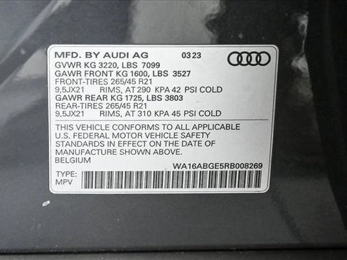 Certified 2024 Audi Q8 e-tron Prestige image 26