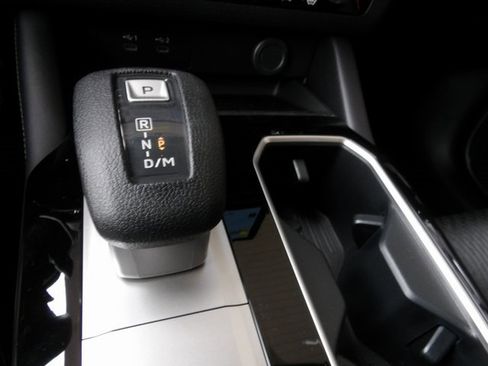 New 2025 Mitsubishi Outlander ES image 19