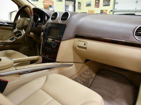 Used 2012 Mercedes-Benz GL 450 4MATIC image 43