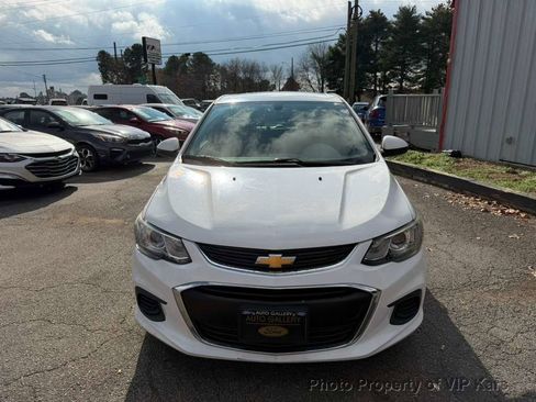 Used 2017 Chevrolet Sonic LT image 2