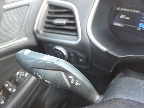 Certified 2020 Ford Edge SEL FWD image 39