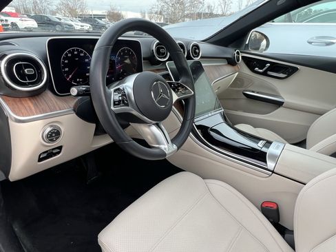Used 2024 Mercedes-Benz C 300 4MATIC Sedan image 17