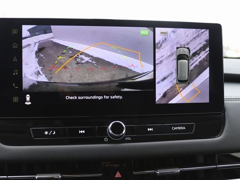 Used 2025 Mitsubishi Outlander SE image 15