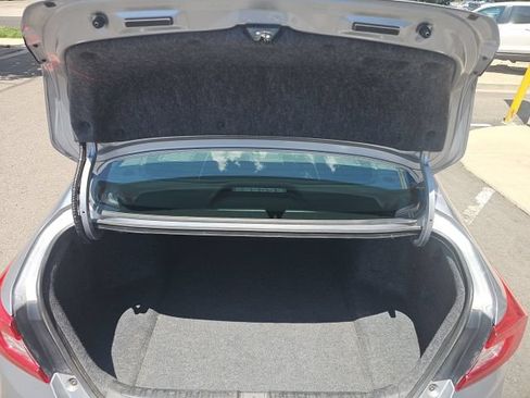 Used 2019 Honda Accord EX image 7