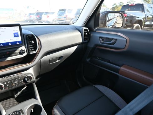 Used 2024 Ford Bronco Sport Outer Banks image 33