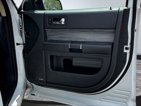 Used 2019 Ford Flex SEL w/ Equipment Group 202A AWD/4WD image 32