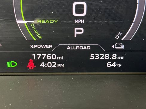 Used 2023 Audi e-tron Premium w/ Convenience Plus Package image 23