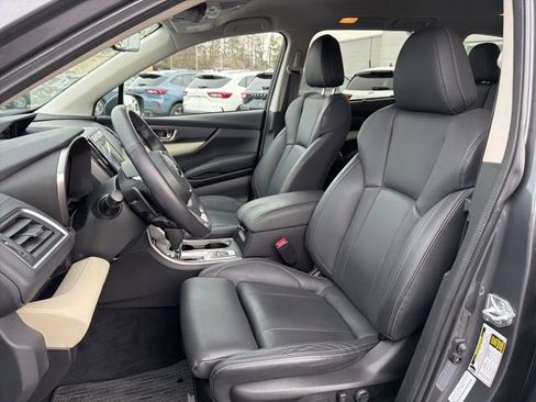 Used 2022 Subaru Ascent Limited image 16
